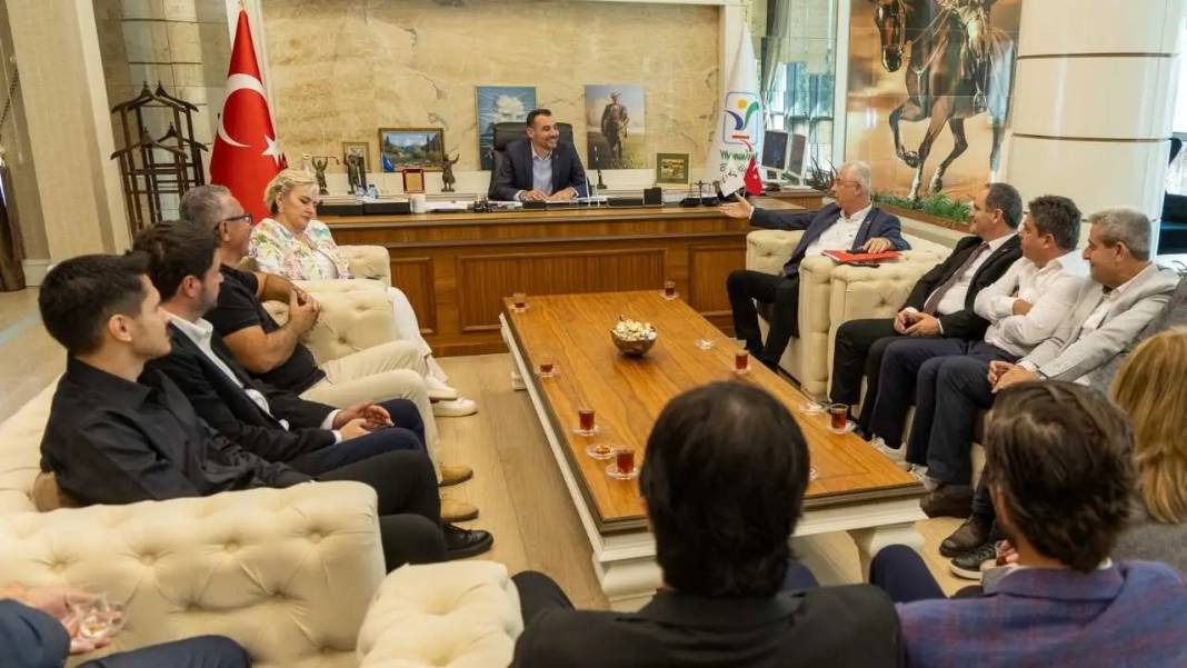 Manavgat Belediyesi’ne CHP Çıkarması! 2